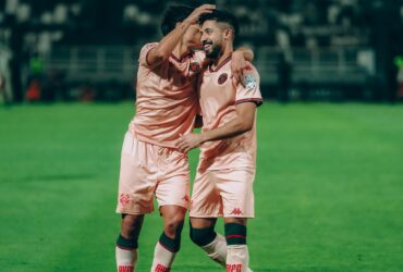 Al-Kholood x Al-Hilal ao vivo: onde assistir, horário e panorama do jogo pelo Campeonato Saudita. Imagem: Divulgação Al-Kholood
