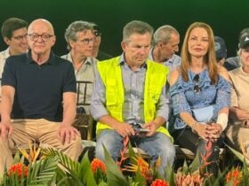 Governador defende justiça tributária, passaporte verde e ampliação de voos regionais após entrega da BR-163