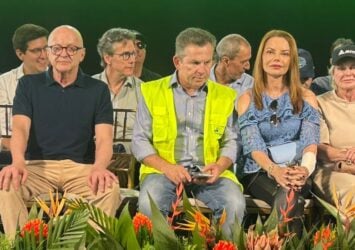 Governador defende justiça tributária, passaporte verde e ampliação de voos regionais após entrega da BR-163