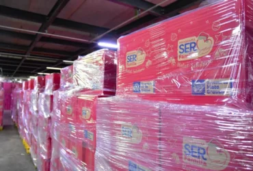 Governo de MT distribui cestas natalinas em Cuiabá