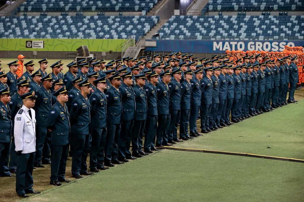 Governo oficializa promoção de militares em MT