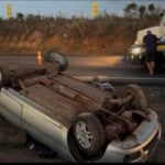 Acidente envolvendo dois carros interditou parcialmente a rodovia; duas vítimas foram encaminhadas ao hospital por terceiros e outras duas recusaram atendimento médico