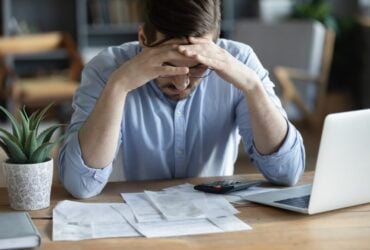 Inadimplência reincidente atinge 83,8% das novas negativações em novembro, aponta CNDL/SPC