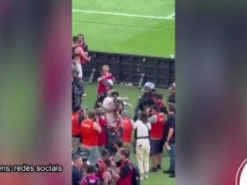 Internacional-intimidando jornalista