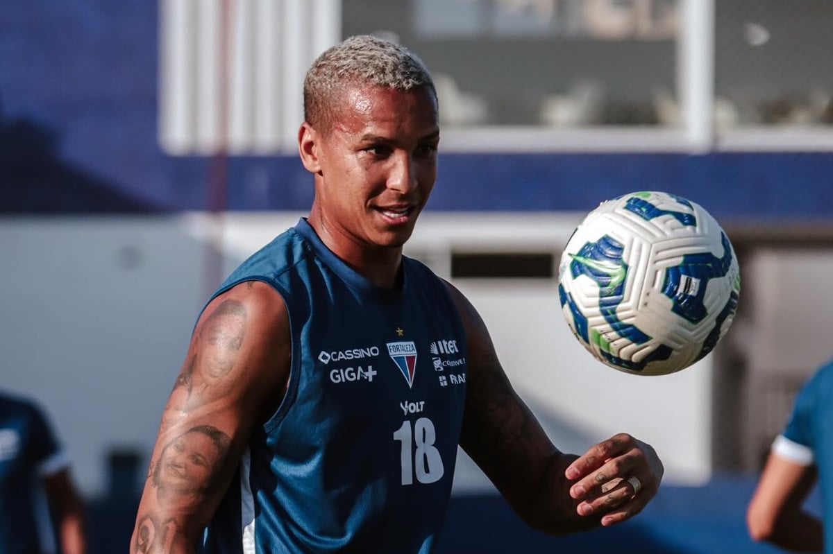 Botafogo x Fortaleza: onde assistir, escalações e tudo sobre o duelo decisivo do Brasileirão 2025. Imagem: Kael Morais/FEC Botafogo x Fortaleza: onde assistir, escalações e tudo sobre o duelo decisivo do Brasileirão 2025. Imagem: Kael Morais/FEC