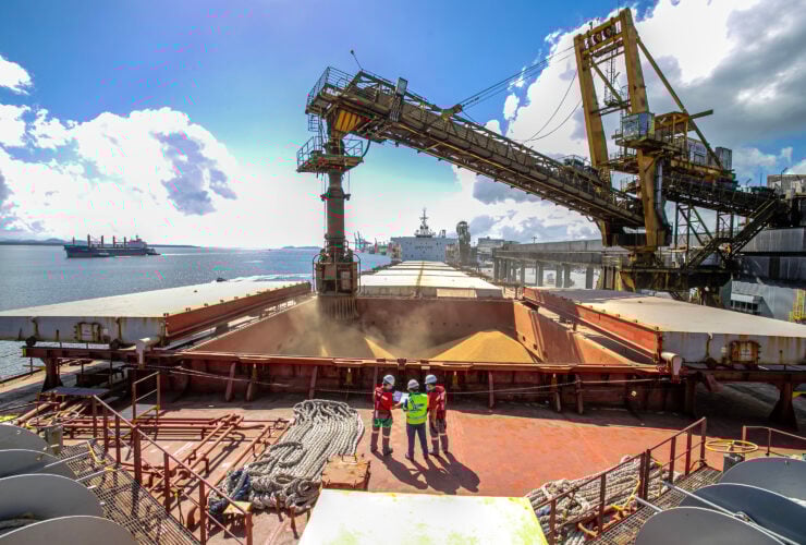 Logística e juros travam competitividade das exportações brasileiras, aponta CNI