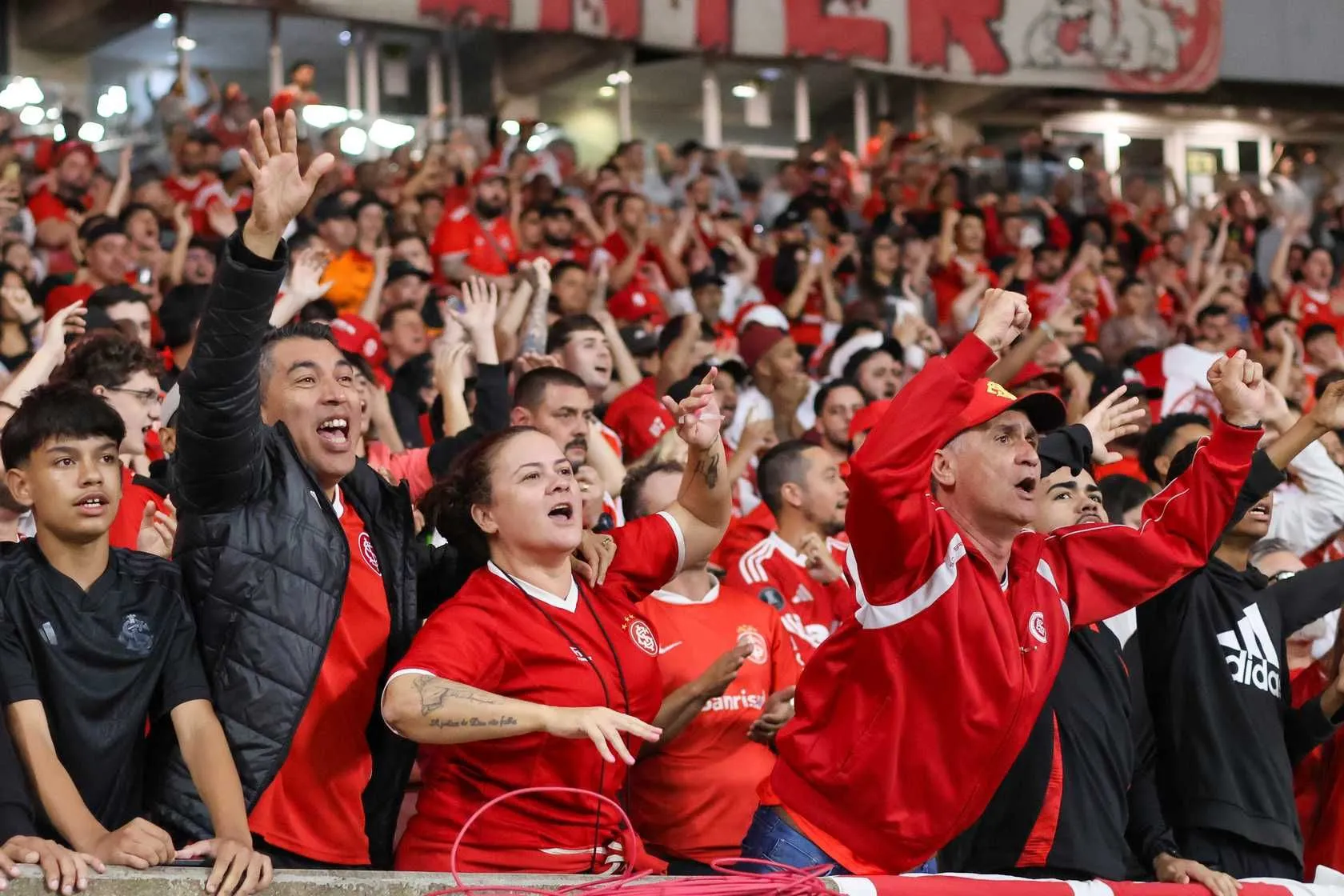 O Inter receberá o Bragantino, a partir das 16h, em confronto da 38ª e última rodada do Campeonato Brasileiro de 2025.