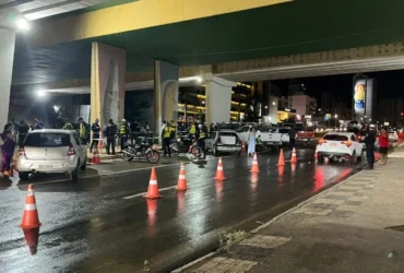 Operação Lei Seca em Cuiabá fiscaliza 200 veículos