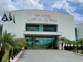 Karime reforça que a extinção de cargos não significa demissão imediata dos servidores que já ocupam essas funções, mesmo os que ainda estão em estágio probatório.