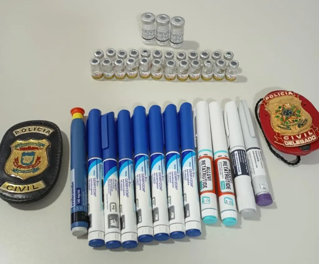 Apreensão de medicamentos irregulares em clínica de Barra do Garças