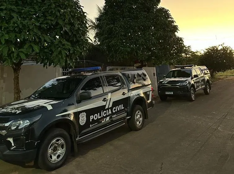 Polícia prende homem por venda ilegal de combustível