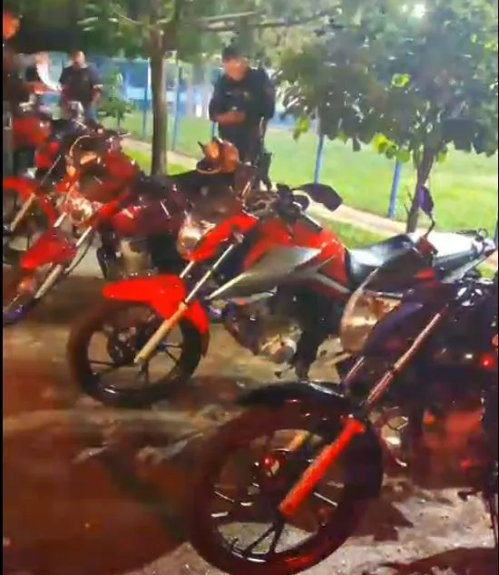 PM frustra rolezinho em Rondonópolis e apreende 30 motos