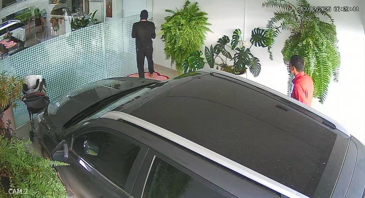 Guarda Municipal foi acionada após roubo no bairro Pioneiro; Fiat Uno levado pelos suspeitos foi localizado abandonado próximo à BR-163