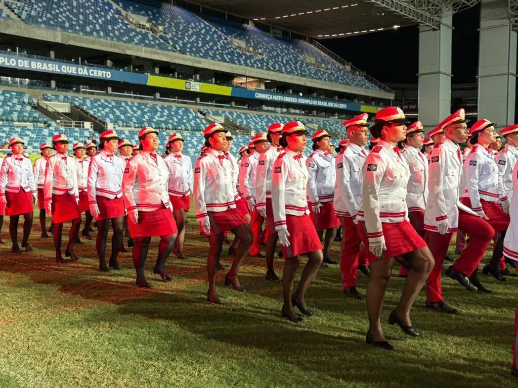 Formatura escolas militares Dom Pedro II reúne alunos na Arena