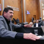 Homenagens valorizam história em sessão especial