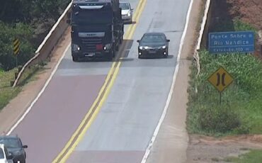 Ações reforçadas no fim de ano abrangem a BR-163, BR-364 e BR-070 e utilizam câmeras para coibir infrações e ampliar a segurança viária