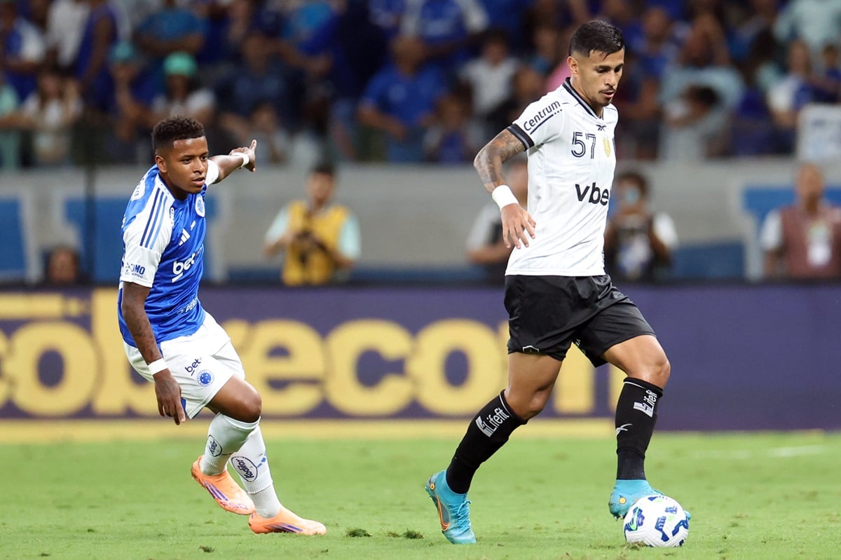Botafogo x Fortaleza: onde assistir, escalações e tudo sobre o duelo decisivo do Brasileirão 2025. Imagem: Vitor Silva/BFR