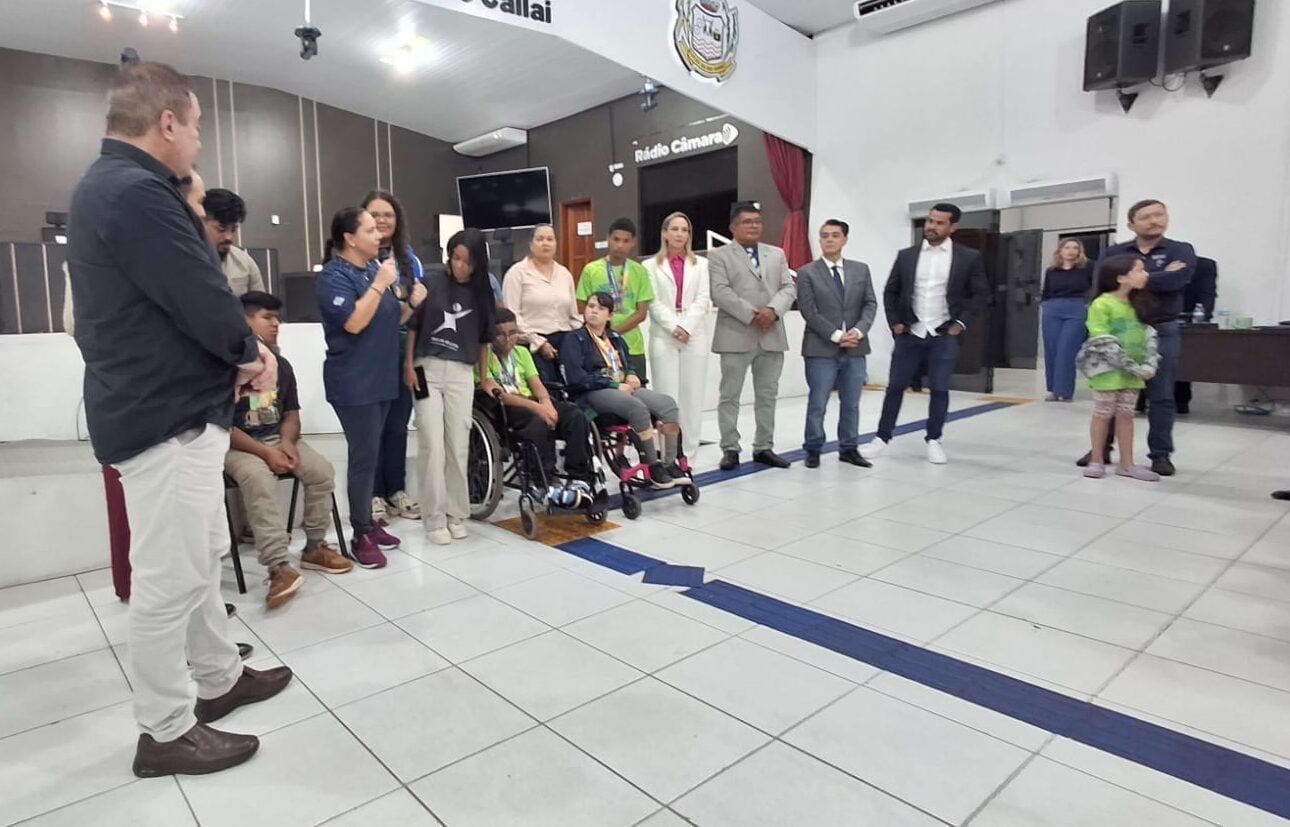Para-atletas de Lucas do Rio Verde são recebidos com homenagens na Câmara de Vereadores