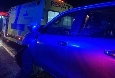 Engavetamento com três veículos é registrado próximo a local de acidente fatal na BR-163