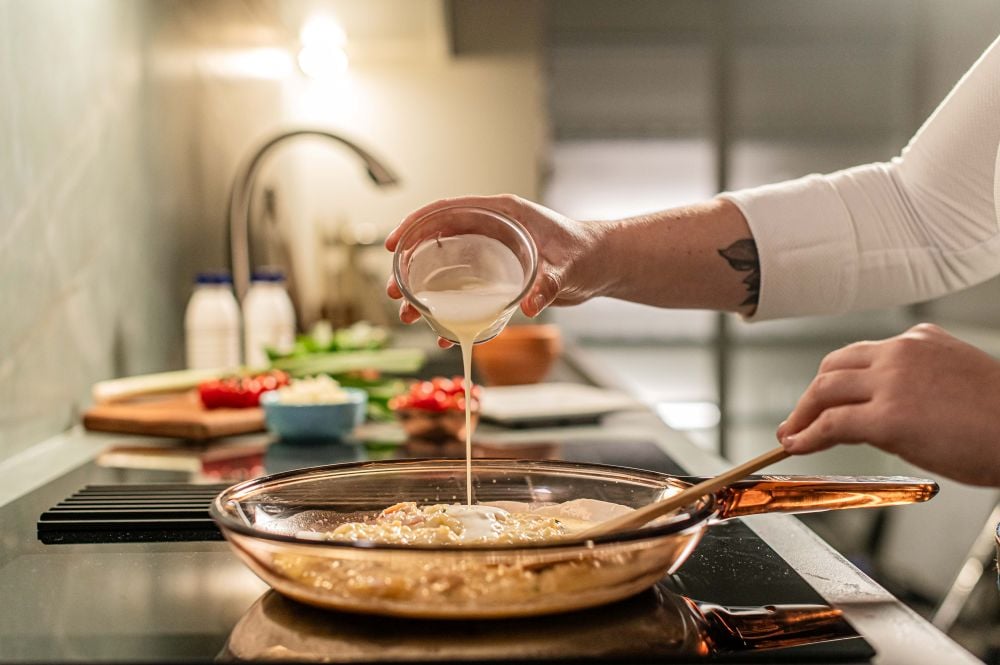 Com 700 milhões de litros ao ano, leite mantém protagonismo nas mesas de Natal em MT