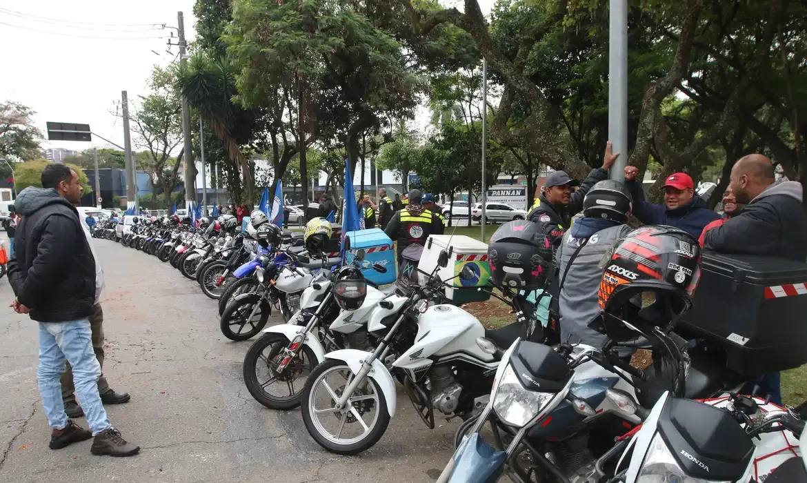 Entregadores ganham novo grupo federal para discutir direitos trabalhistas