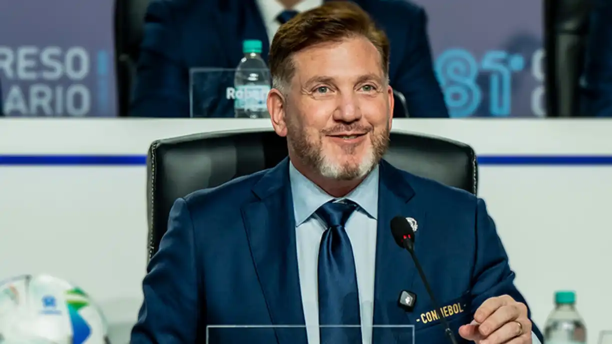 Presidente da Conmebol manda recado ao Flamengo antes da final do Intercontinental
