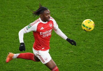 Arsenal x Brighton ao vivo: onde assistir, escalações e palpite do jogo pela Premier League. Imagem: Divulgação Arsenal