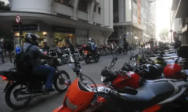 Ciclomotor precisa de registro para circular a partir de janeiro