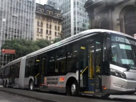 Greve de motoristas de ônibus em SP causa paralisações e forte impacto no trânsito