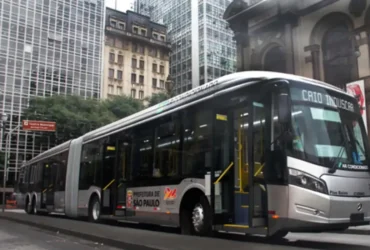 Greve de motoristas de ônibus em SP causa paralisações e forte impacto no trânsito