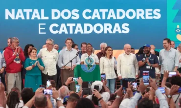 Catadores devem ser reconhecidos como agentes ambientais, afirma Boulos