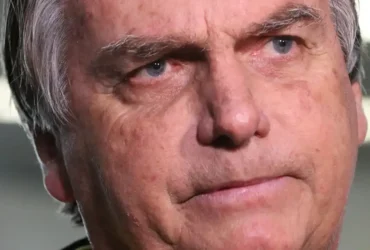 Bolsonaro tem recurso negado por Moraes contra condenação no stf
