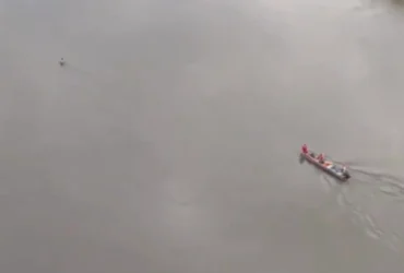 Banhista é resgatado após ficar preso em pedra no Rio Teles Pires