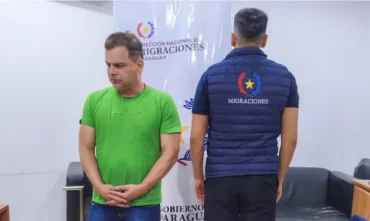 Silvinei vasques é entregue à pf após prisão no paraguai