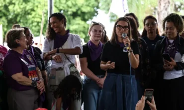 Feminicídio mobiliza ministras e autoridades no Levante de Mulheres em Brasília