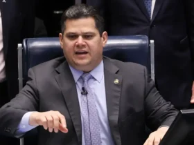 Impeachment gera reação de Alcolumbre após decisão monocrática no STF