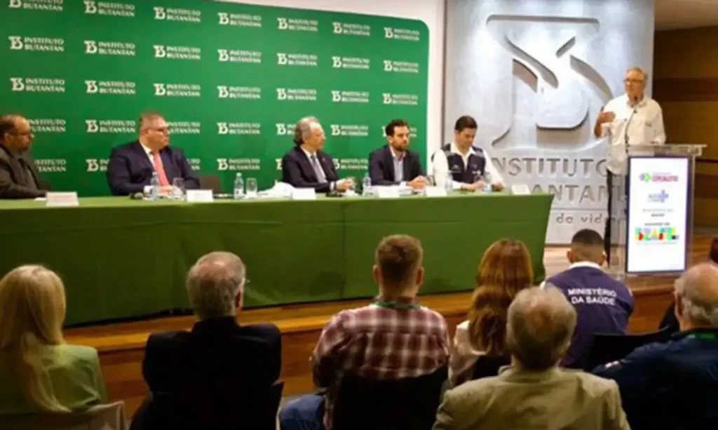 Ministério da Saúde firma contrato para compra de vacina da dengue do Butantan