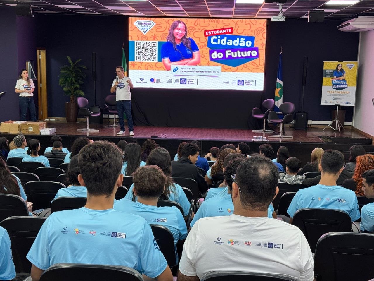 Premiação incentiva cidadania e uso consciente da internet