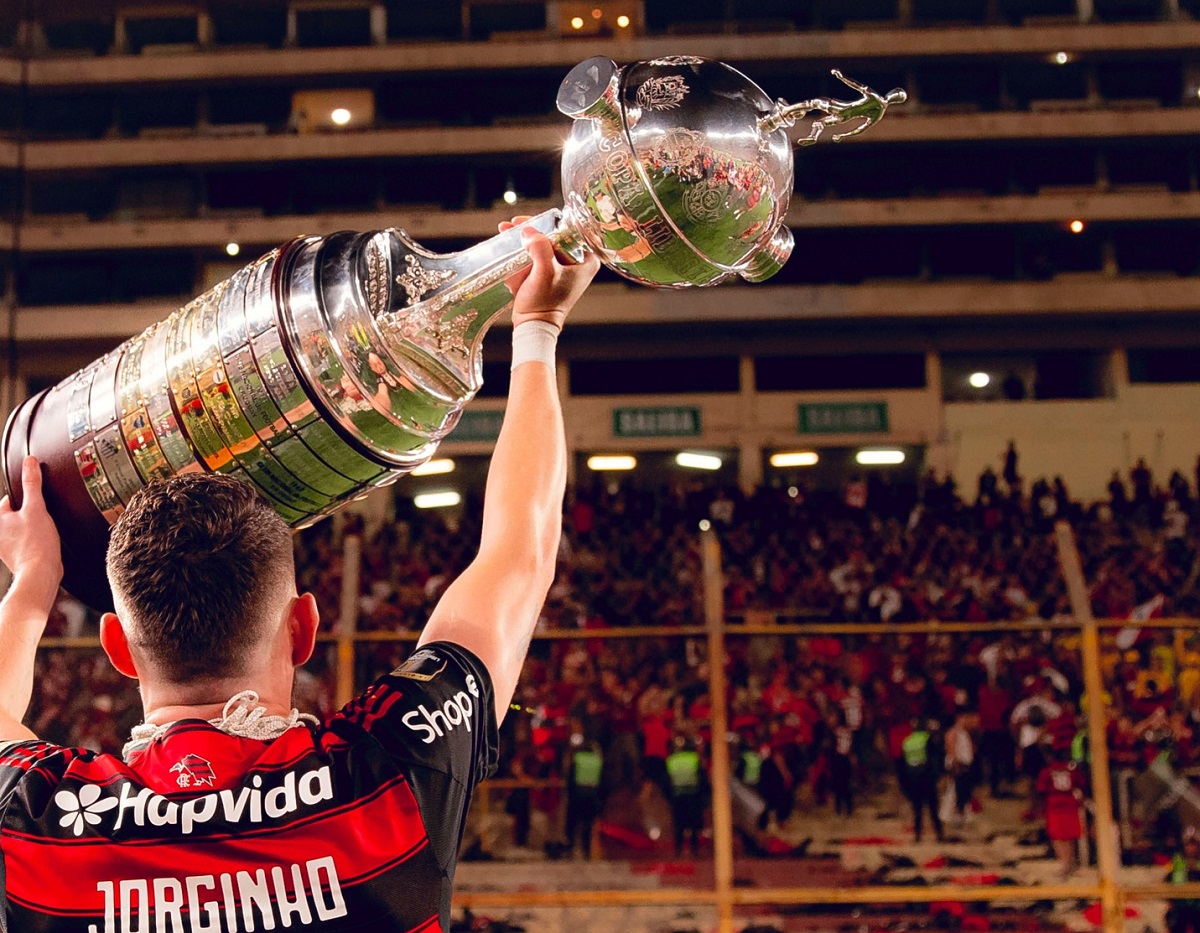 Flamengo: Receita De R$ 2 Bilhões E Promessa Pesada Para 2026. Imagem: Divulgação Flamengo Flamengo: receita de R$ 2 bilhões e promessa pesada para 2026. Imagem: Divulgação Flamengo
