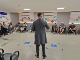 Governo entrega cadeiras de rodas motorizadas em mutirão no Cridac em Cuiabá