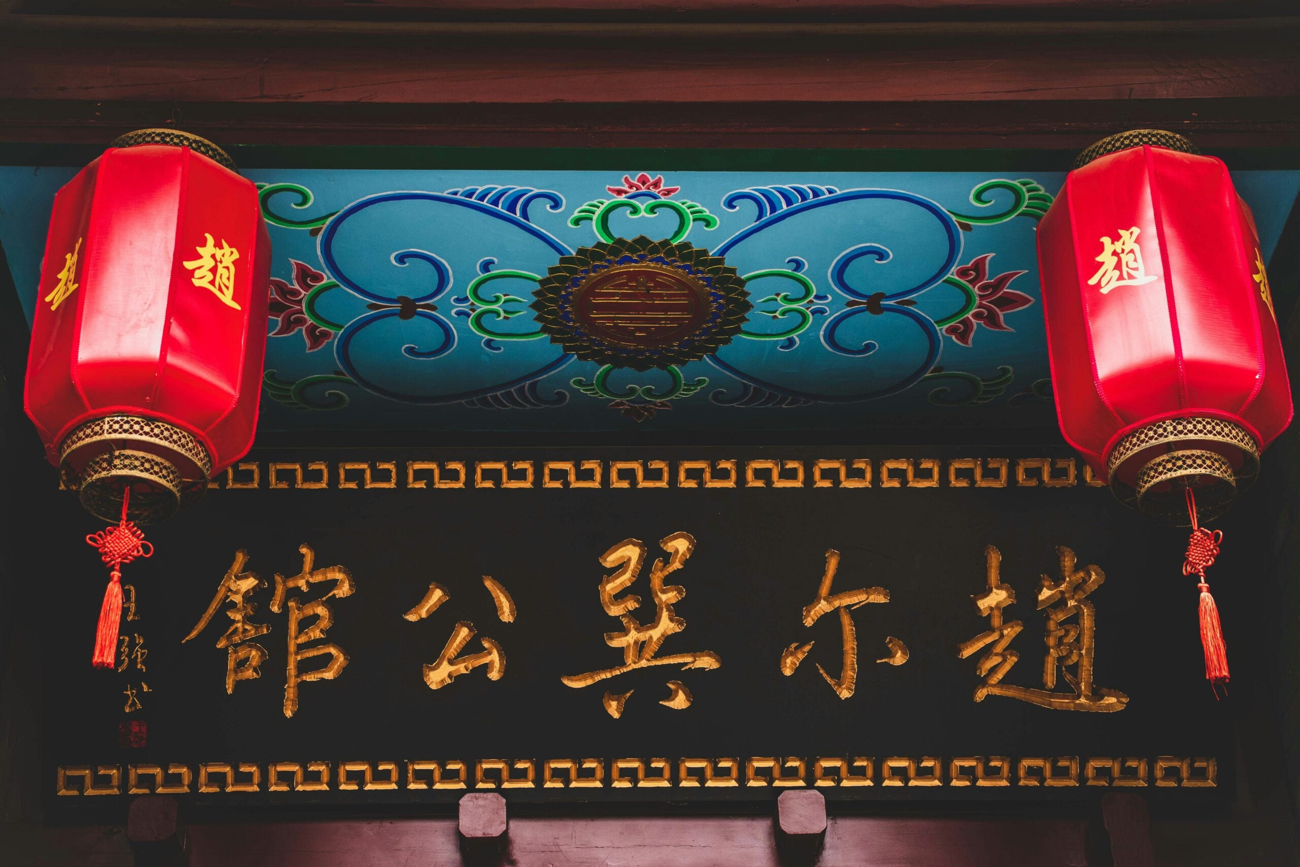 A energia amorosa da semana ganha força e surpreende quatro signos do Horóscopo Chinês