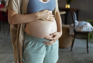 Cuiabá lidera índice de maternidade precoce entre capitais em 2024; IBGE aponta alerta de vulnerabilidade social