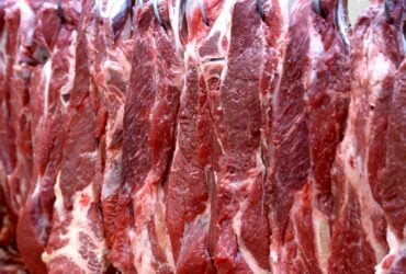 Oferta restrita mantém preços da carne bovina firmes no início de dezembro, aponta Cepea
