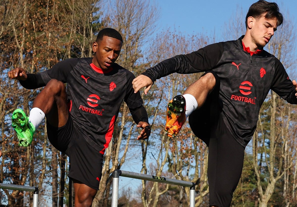 Napoli x Milan: onde assistir ao vivo, escalações e tudo sobre a semifinal da Supercopa da Itália. Imagem: Divulgação Milan