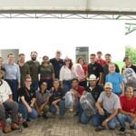 Ministro Fávaro realiza entrega de alevinos para fortalecer piscicultura na Baixada Cuiabana