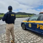 PRF recolhe skunk após achado em ônibus durante fiscalização em Rondonópolis