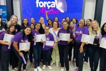 Projeto ‘Força Mulher’ realiza entrega de certificado do curso de modelagem de escova em Lucas do Rio Verde