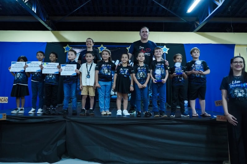 Aluno Nota 10: mais de 400 estudantes são premiados pelo excelente desempenho escolar na Escola Municipal Prof. Marcelino E. Dutra