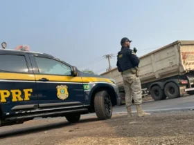 PRF frustra roubo de carreta com milho na BR-364 em Rondonópolis