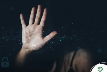 Homem tenta estuprar amiga da esposa que dormia na casa do casal